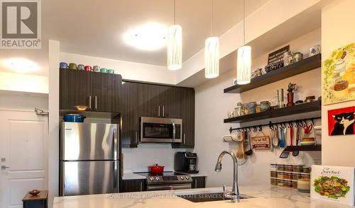 133 - 101 Shoreview Place, Hamilton (Lakeshore), ON - Indoor Photo Showing Kitchen With Double Sink