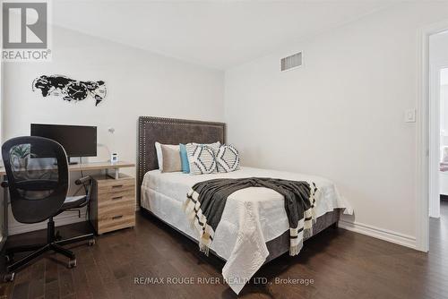 39 Whitefish Street, Whitby, ON - Indoor Photo Showing Bedroom