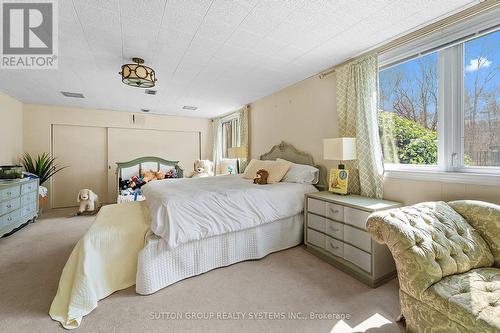 1606 Crediton Parkway E, Mississauga (Mineola), ON - Indoor Photo Showing Bedroom