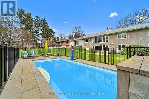 1606 Crediton Parkway E, Mississauga (Mineola), ON - Outdoor With In Ground Pool With Backyard