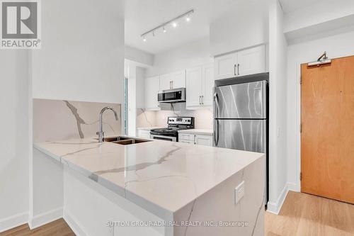 808 - 5 Marine Parade Drive, Toronto, ON - Indoor Photo Showing Kitchen With Stainless Steel Kitchen With Double Sink With Upgraded Kitchen