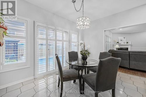 86 Royal Valley Drive, Caledon, ON - Indoor Photo Showing Dining Room