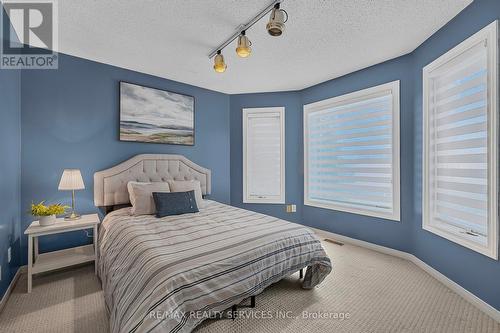 86 Royal Valley Drive, Caledon, ON - Indoor Photo Showing Bedroom