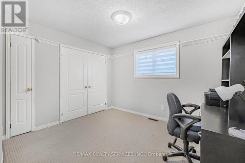 86 Royal Valley Drive, Caledon, ON - Indoor Photo Showing Office