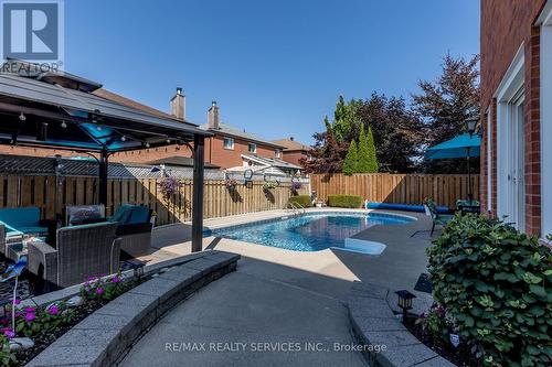 86 Royal Valley Drive, Caledon, ON - Outdoor With In Ground Pool