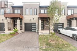 45 BENSLEY LANE  Hamilton, ON L9C 0E9