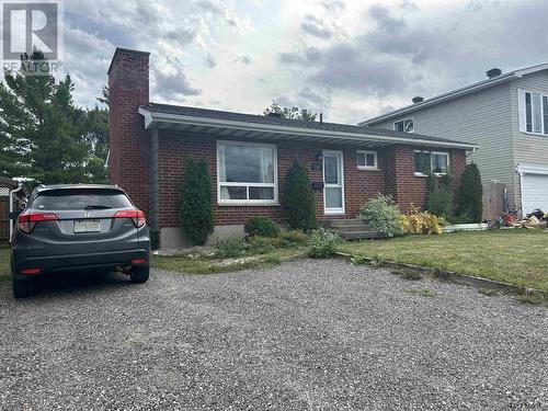 134 Eric Cres, Timmins, ON - Outdoor