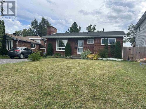 134 Eric Cres, Timmins, ON - Outdoor