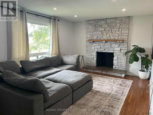 134 Eric Crescent, Timmins, ON - Indoor Photo Showing Living Room With Fireplace