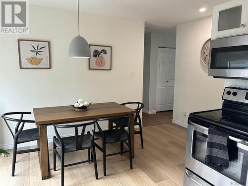 134 Eric Cres, Timmins, ON - Indoor Photo Showing Dining Room