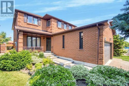 487 Fairview Road W, Mississauga, ON 