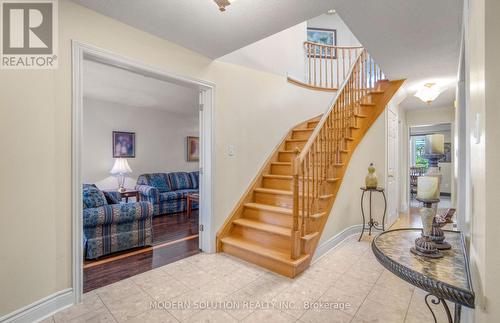 487 Fairview Road W, Mississauga, ON 