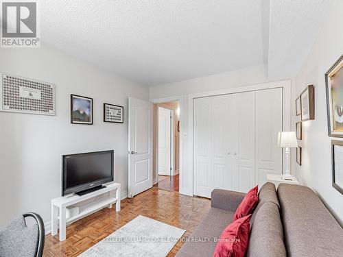 1205 - 270 Scarlett Road, Toronto (Rockcliffe-Smythe), ON - Indoor Photo Showing Other Room