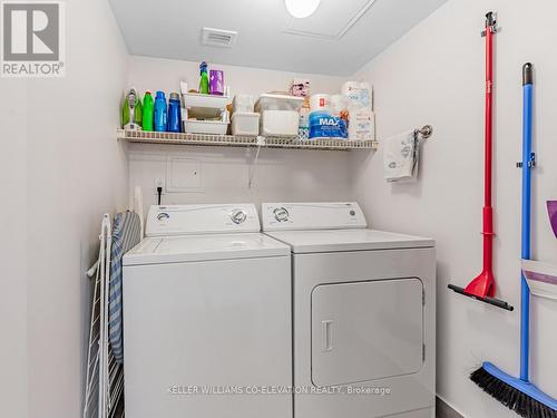 1205 - 270 Scarlett Road, Toronto (Rockcliffe-Smythe), ON - Indoor Photo Showing Laundry Room