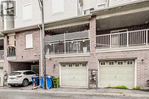 63 Odoardo Disanto Circle S, Toronto (Downsview-Roding-Cfb), ON 