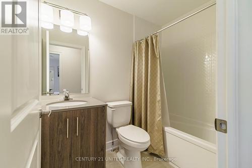 125 - 80 Marsh Avenue, Peterborough (Northcrest), ON - Indoor Photo Showing Bathroom