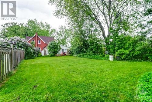 3100 Kinburn Side Road, Ottawa, ON - Outdoor