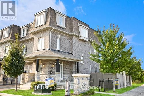 2 Pomarine Way, Brampton, ON 