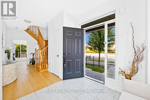 2 Pomarine Way, Brampton, ON 