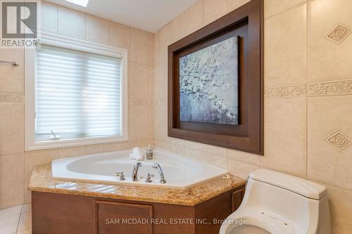 1262 Mississauga Road, Mississauga, ON - Indoor Photo Showing Bathroom