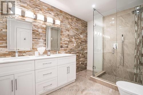 1262 Mississauga Road, Mississauga (Lorne Park), ON - Indoor Photo Showing Bathroom