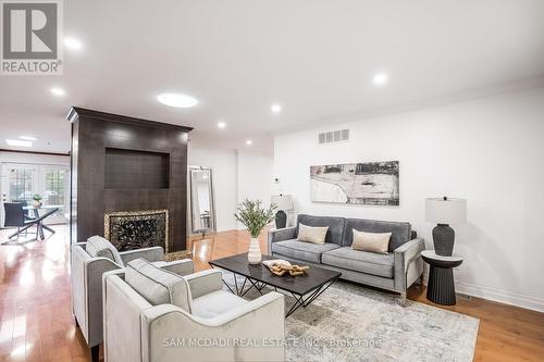 1262 Mississauga Road, Mississauga (Lorne Park), ON - Indoor Photo Showing Living Room With Fireplace