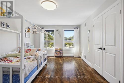 1141 Vicki Lane, Mississauga (Erindale), ON - Indoor Photo Showing Bedroom