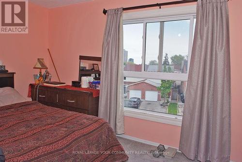 3292 Burdock Place, Mississauga (Mississauga Valleys), ON - Indoor Photo Showing Bedroom