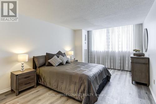 1908 - 75 Wynford Heights Crescent, Toronto, ON - Indoor Photo Showing Bedroom