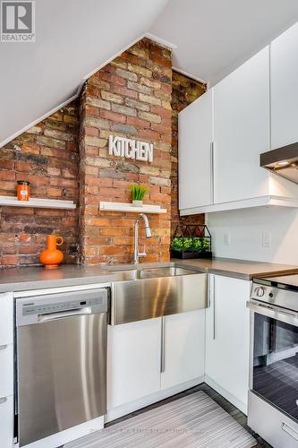 3 - 19 Springhurst Avenue, Toronto (South Parkdale), ON - Indoor Photo Showing Kitchen With Stainless Steel Kitchen