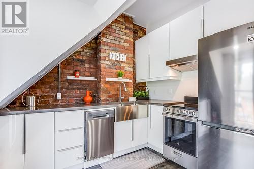 3 - 19 Springhurst Avenue, Toronto (South Parkdale), ON - Indoor Photo Showing Kitchen With Stainless Steel Kitchen