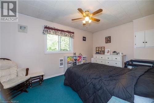 134 Paisley Drive, Chatsworth (Twp), ON - Indoor Photo Showing Bedroom