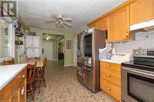 134 Paisley Drive, Chatsworth (Twp), ON - Indoor Photo Showing Kitchen