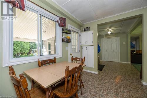 134 Paisley Drive, Chatsworth (Twp), ON - Indoor Photo Showing Dining Room