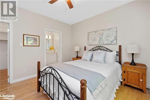 1259 Golf Course Road, Huntsville, ON - Indoor Photo Showing Bedroom