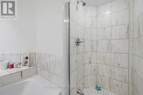 1406 - 208 Queens Quay W, Toronto, ON - Indoor Photo Showing Bathroom