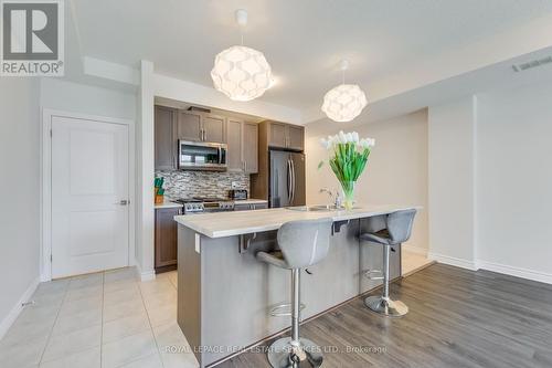 76 - 445 Ontario Street S, Milton, ON - Indoor Photo Showing Kitchen With Upgraded Kitchen