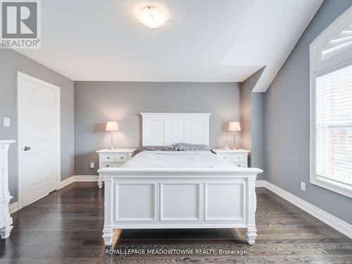 22 Oceans Pond Court, Caledon, ON - Indoor Photo Showing Bedroom