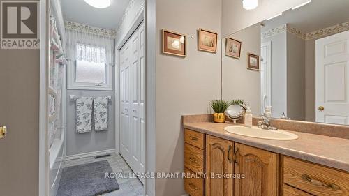 23 - 570 West Street, Brantford, ON - Indoor Photo Showing Bathroom