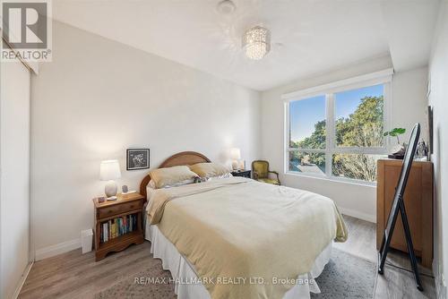 527 - 22 East Haven Drive, Toronto (Birchcliffe-Cliffside), ON - Indoor Photo Showing Bedroom