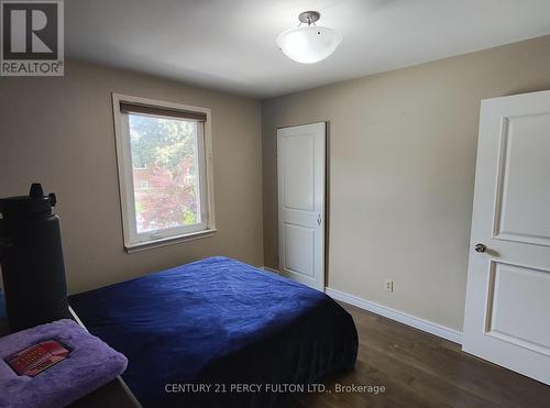 Main Fl - 804 Grace Street, Newmarket, ON - Indoor Photo Showing Bedroom