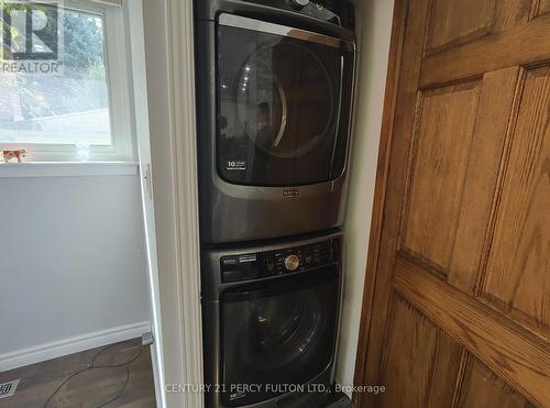 Main Fl - 804 Grace Street, Newmarket, ON - Indoor Photo Showing Laundry Room