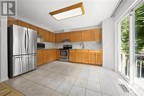 70 Mersey Avenue, Kanata, ON - Indoor Photo Showing Kitchen