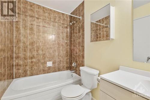 Main Washroom - 50 Emmerson Avenue Unit#101, Ottawa, ON 