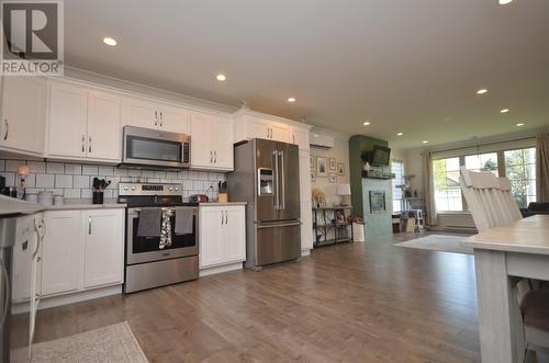 37 Hands Road, Cbs, NL - Indoor Photo Showing Kitchen