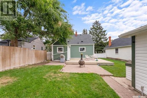 876 Monk Avenue, Moose Jaw, SK - Outdoor