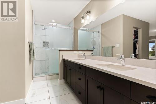 7 Stanford Road, White City, SK - Indoor Photo Showing Bathroom