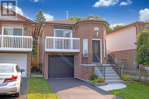 25 Mcfeeters Crescent, Clarington (Bowmanville), ON - Outdoor With Balcony