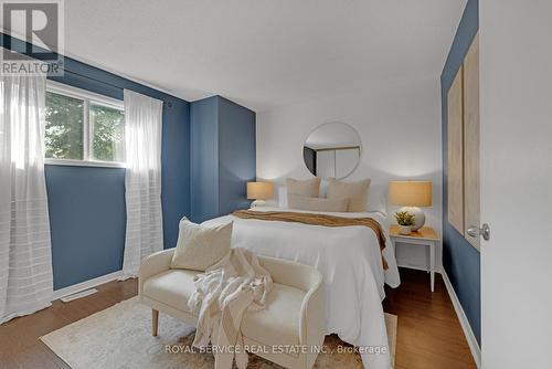 25 Mcfeeters Crescent, Clarington (Bowmanville), ON - Indoor Photo Showing Bedroom