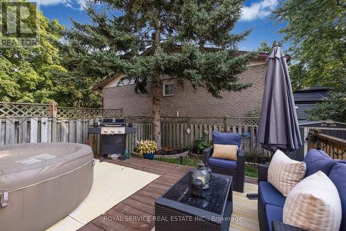 25 Mcfeeters Crescent, Clarington (Bowmanville), ON - Outdoor With Deck Patio Veranda With Exterior